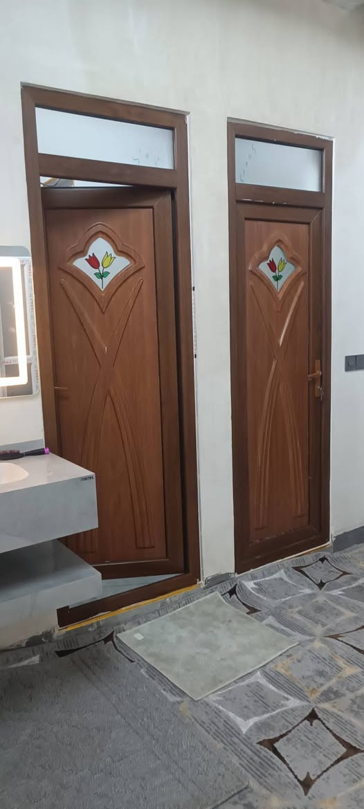 بيت البيع 130متر واجه 8متر فول نضام دكت مكان لبيت حي انصر قرب مصتوصف ***********
