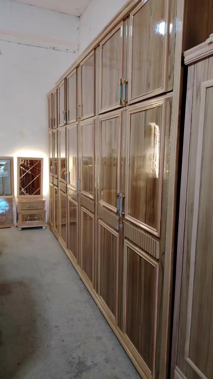 بالتقسيط بالتقسيط بالتقسيط 
للاستفسار الرجاءا اتصال عل الأرقام يوجد واتساب عل الأرقام
أو خاص 
10 اشهر او 18 شهر او12شهر بدون مقدمه 
الموصل الايمن الصناعة القديمه اليابسات 
مقابل ميزان البيادر 
بالقرب من جامع ابو زعيان 
*********** واتساب 
*********** واتساب
اذا عندك موضف او متقاعد او منتسب اوكفيل 
على مصرف الرافدين ابيعك اقساط 10 اشهر أو12شهراو18 شهر
بدون مقدمة الاستقطاع يكون يدوي او إلكتروني على رغبة الزبون #غرف توصيل لجميع المحافظات العراق 🇮🇶
