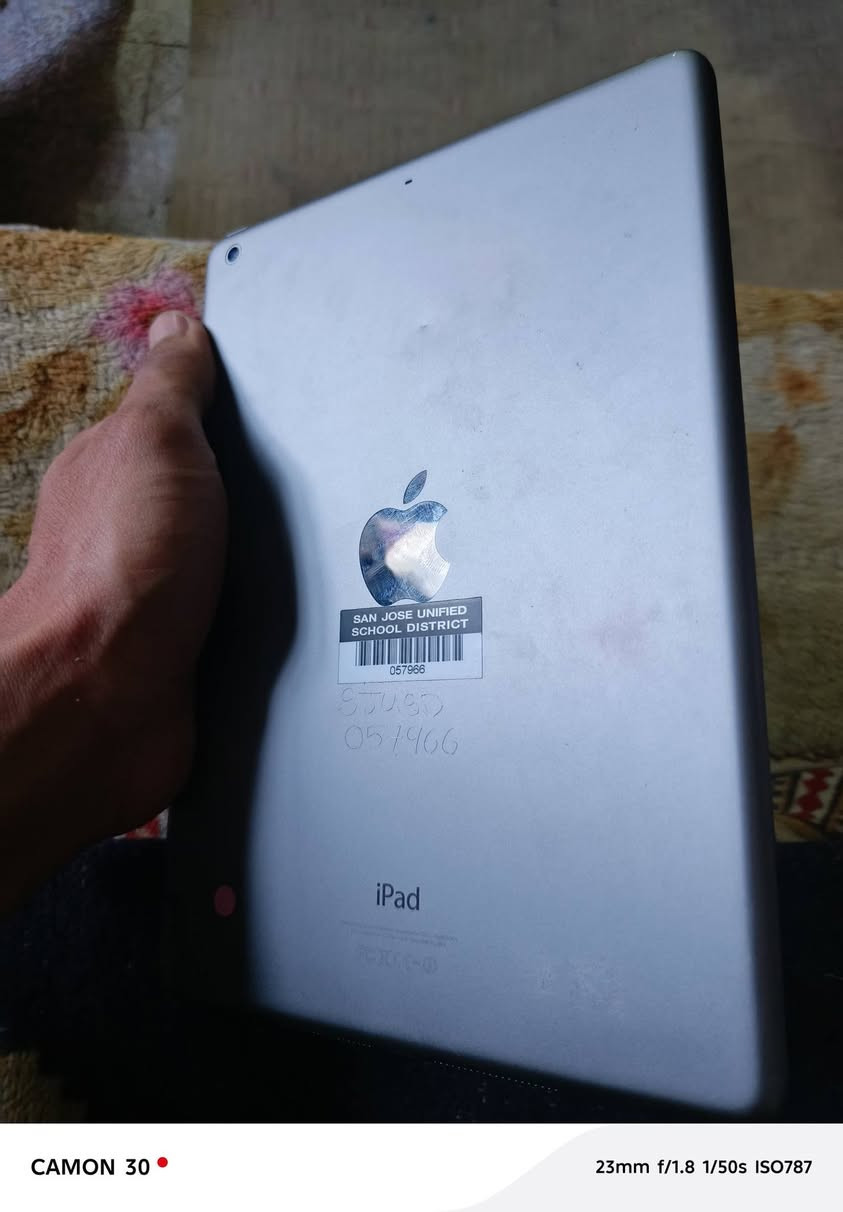 سلام عليكم يباد 7ما مفتوح شط الفحص البيع ذاكره 32 مكاني دوانيه ع طريق دغارع
سعر 125مستعجل ع بيعته حيل رقمي ***********
