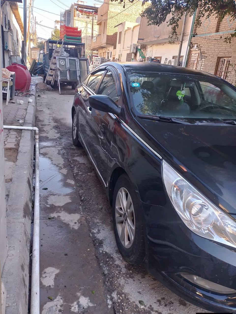 سلام عليكم سوناتا للبيع موديل 2013 موصفات عاديه مصبوغه حزام سياره بدون دواخل سونار مرفق مع صور سياره كلش حلوه رقم كربلاء بسمنه السعر 90 أو بيه مجال
شراي خالي يتصل أو بي خير أو يدلل ***********
