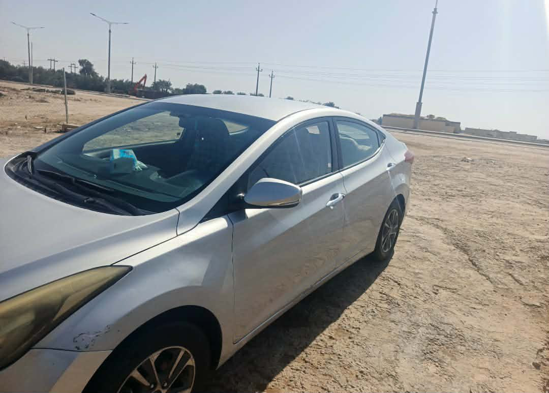 مكلف بنشر مكلف بنشر
النتره 2016 خليجي كفاله من تبديل  
بيه شبر بارد بجاملغ بسمي سنويه 28 محرك 1600 نص فول شاشه وكامره ويل كب تحكم جيهتين بلجكتور تبريد قطعتين سياره جاهزه كل نقص مابيه 
السعر 118 وبيه مجال 
‭0782 950 3781‬
مكاني ناصريه  حي السبل
