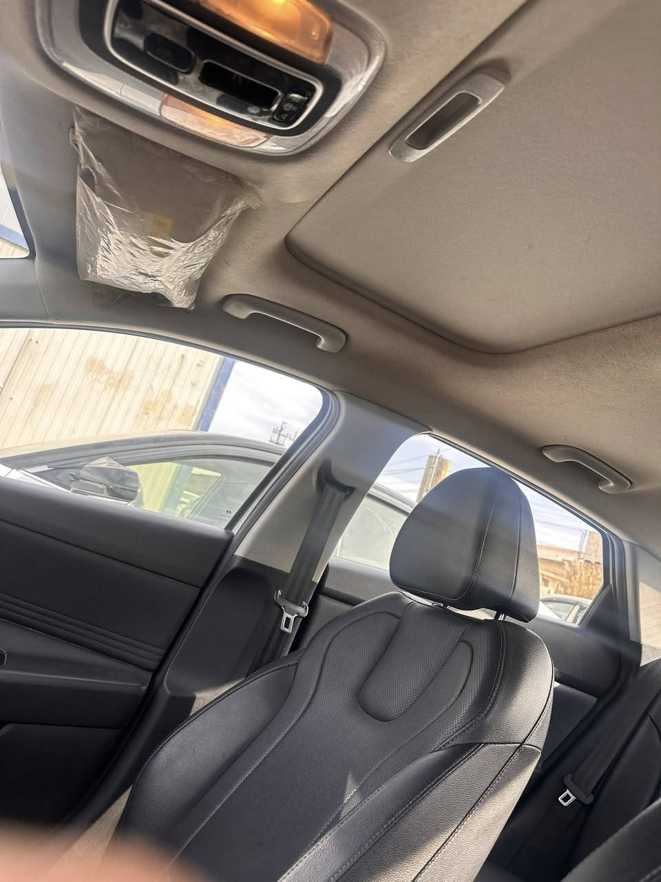 سلام عليكم 
النترا موديل 2024
محرك 1500 cc 
ممشى 58 الف 
5 مكانات رصعات 
سياره جديدة ماشالله 
مواصفاتها معروفه كفالة عامة 
السعر جوة كل السوك 147 ورقة 
مرقم باسمي ثاني يوم احولك 
مكان السيارة اربيل 
متواجد خط فقط ***********
