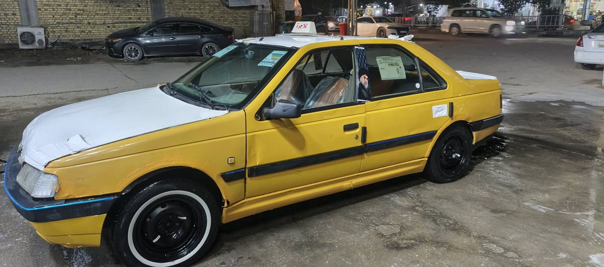 سيارة بيجو 405جاهزة مكينه وكير وحدادية شرط سنوية منتهية ب2019 موديل 2010 راعية ما ندلة مكانه ناصرية مركز سعر ١٥وبية مجال بسيط  الاتصال على الرقم ***********
