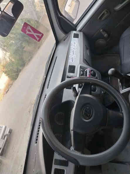 كيه ليفان موديل ١٤ سياره حلوه أو جديده معنه كليمه ماناقصه شي سياره مال مزاد طالعه تلث وجبات باقي وجبه أو تستلم أرقام عل دوله بيها كتاب تمشي بي وين مايعجبك السعر ٤٠ مكان بغداد الراشديه *********** مامتواجد عل فيس
