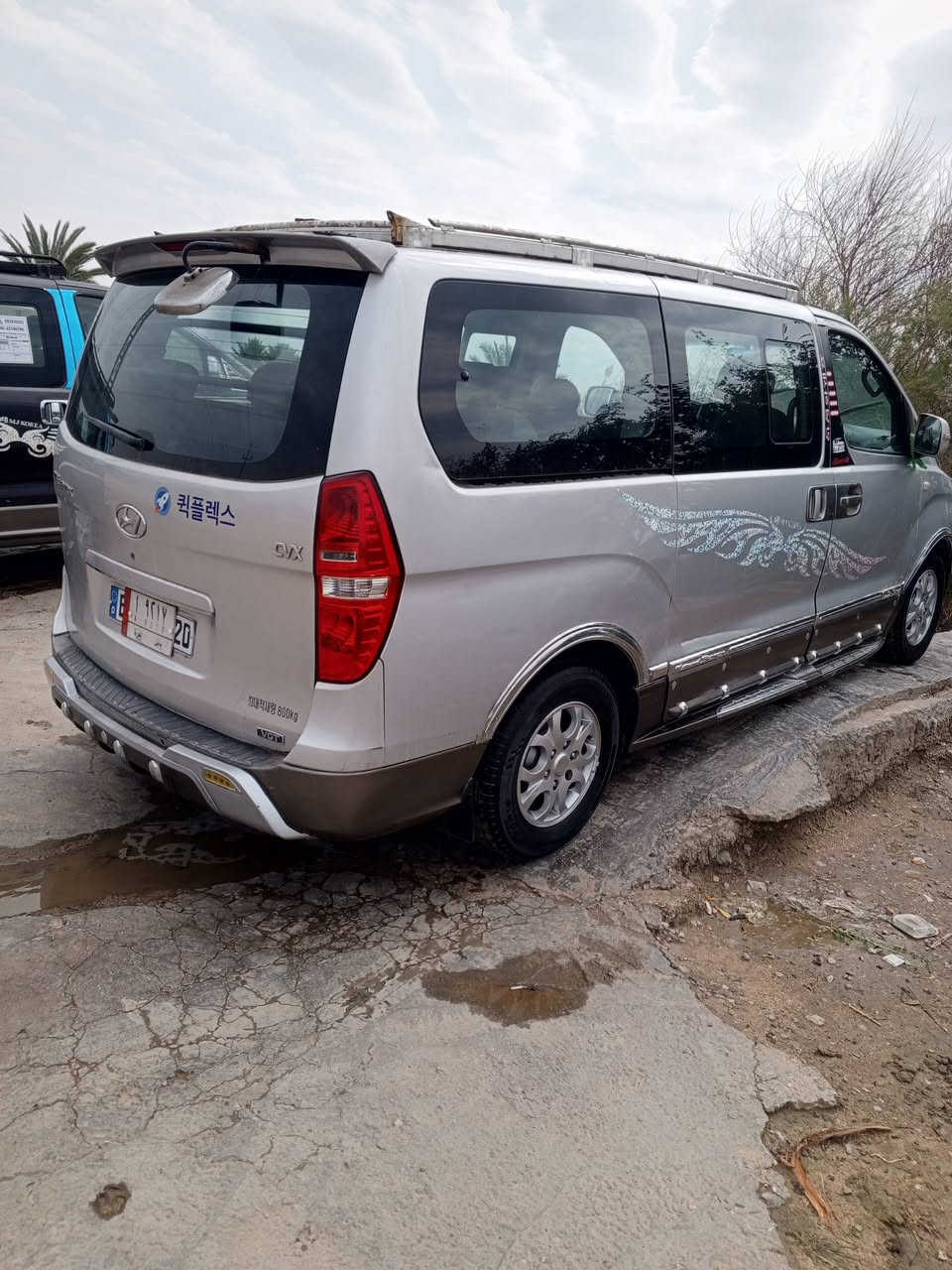 السلام عليكم
ستاركس مسكر 2009 اصل اوتو
مكينه 7
حداديه تخم تاير
السياره اخوان مكفوله من الضربه 
مال جناي
السعر137 مجال بيهاا الشراي
***********
