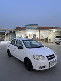 افيو 2008 بدون صبغ فقط شبر  رقم سنوئ جدید سعر$56 ورقه ..07517616384