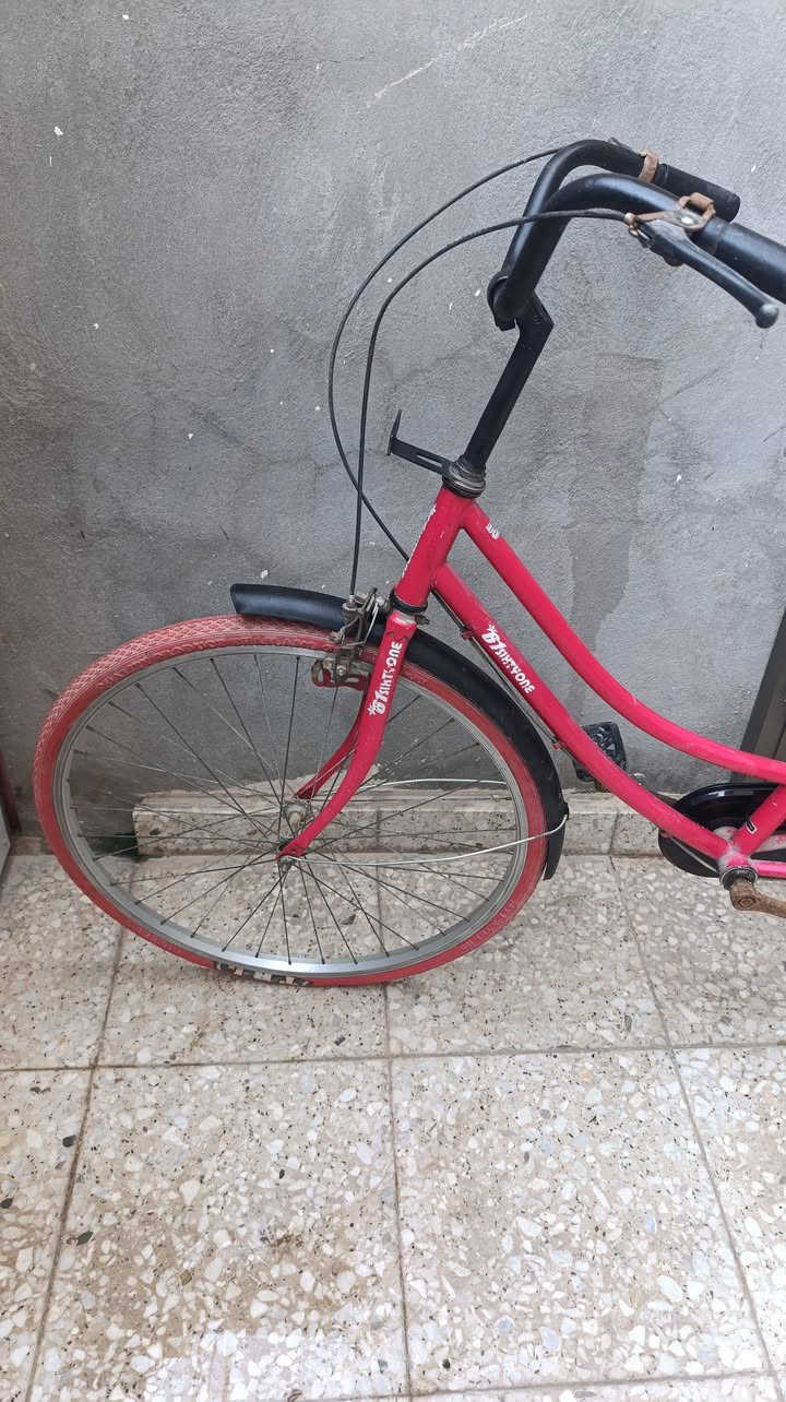 بايسكل حجم 26 نظيف و جاهز ما بي اي نقص


**إذا كنت صاحب هذا الإعلان وتريد حذفه لأي سبب، رجاءا أرسل رسالة إلى الدعم الفني**