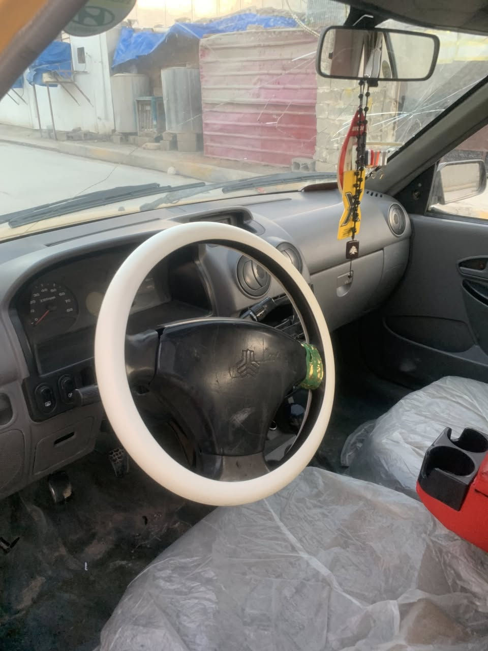 سلام عليكم سايبا 2012 رقم بغداد مشروع وطني صاحبة ب كركوك شرط تحويل وشرط الوكاله محرك جديد مشدود بالخشب اشتريته صفر شرط الفحص سيارة جاهزة دفتر بانزين كامل تبريد تدفئة شغال دشبول نفخ سيارة مابي عيب سعر 27 بي مجال ***********
