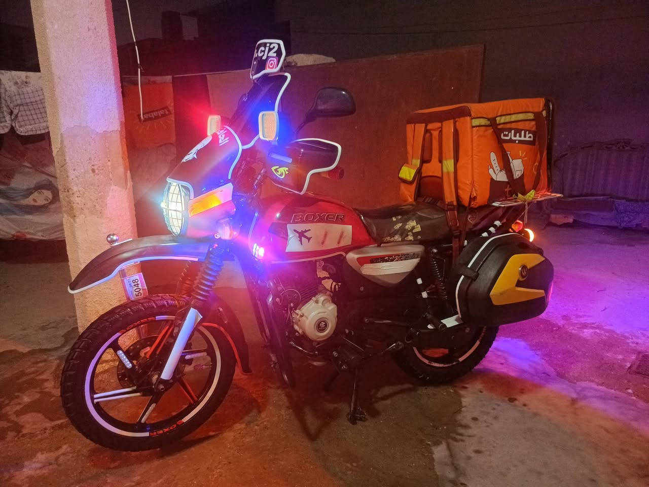 السلام عليكم بوكسر 2023 للبيع مرقم انكليزي سنويه بسمي تحويل ثاني يوم
دراجه مكفوله كفاله عامه 
المكان البياع الشرطه الخامسه
***********
