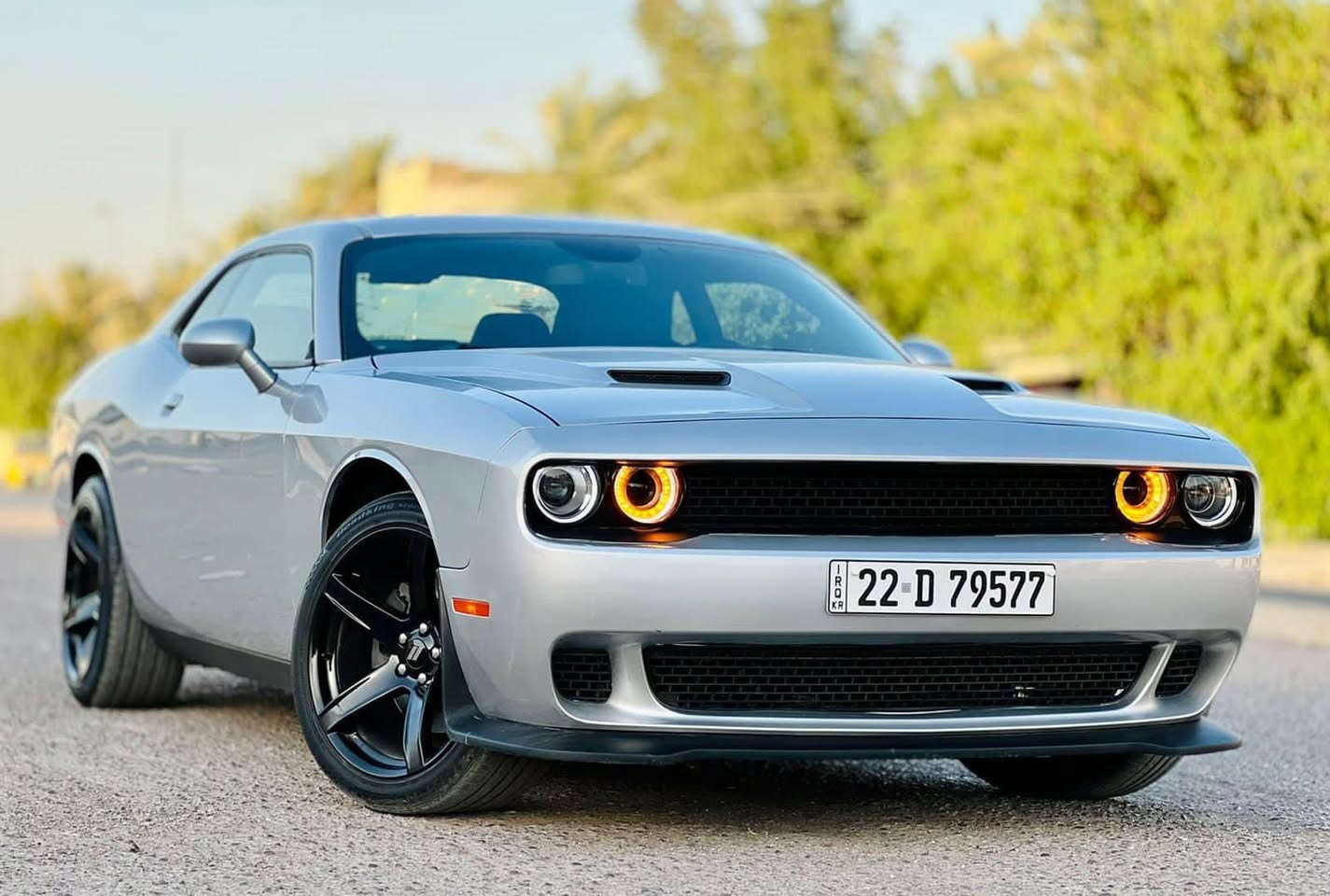 جالنجر 2020 Sxt
ماشية 80 mi
حادثها حاملغ عكس السايق من أمريكا 
بدون شواصي
بيها بارد بهلال الجاملغ الخلفي هنا بالعراق
السعر 165 وبيها مجال بسيط
مكان السيارة بغداد 
***********
