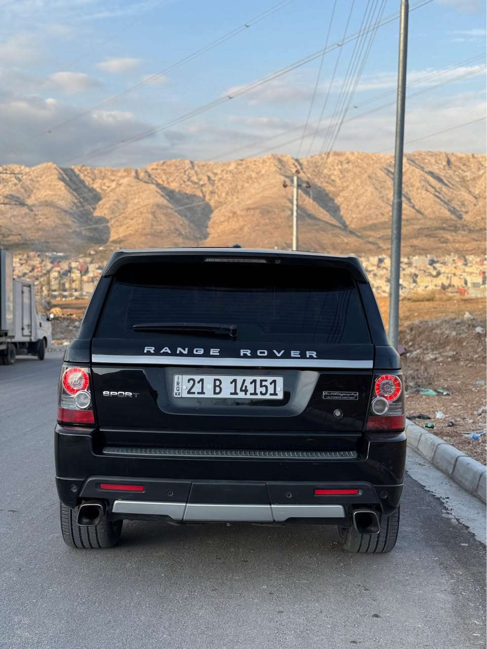 سلام عليكم رنج روفر SPORT شركة سردار وارد خليجي مكفولة بدون دعم وصبغ موديل 2010 فول مواصفات رقم وسنوية جديد باسمي للبيع او مراوس مكان سيارة دهوك ماشي 160الف كم ***********                                       *********** دهوك, العراق
