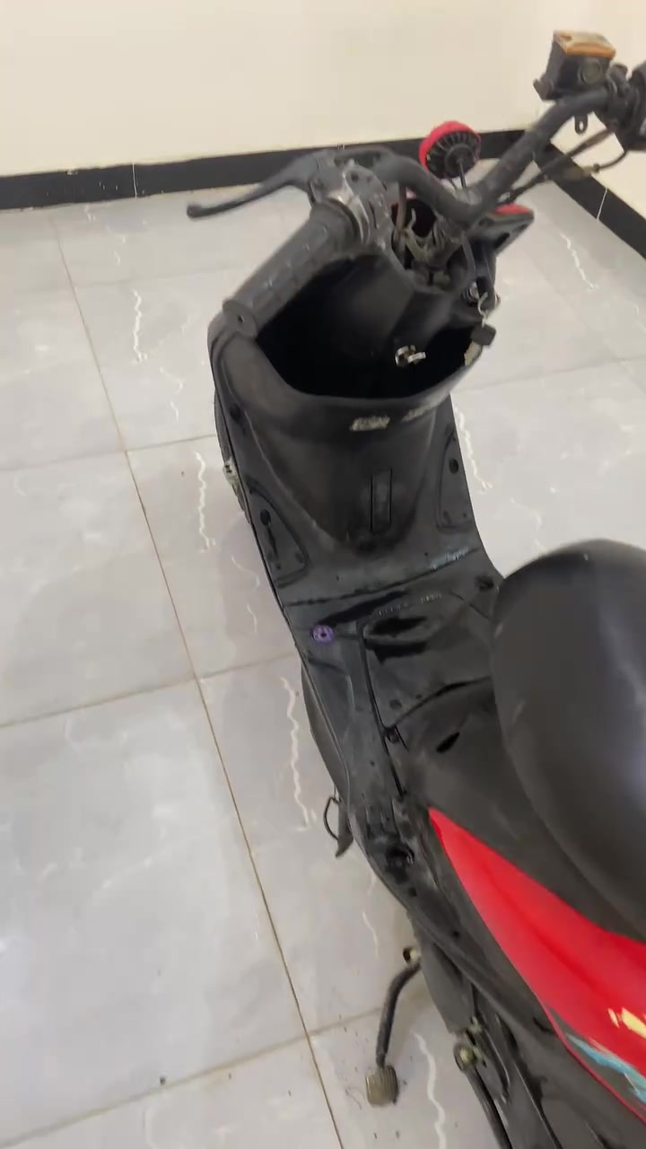 ماكس عدله بوشه 49 دراجه حلوه وتخبل مفتوحه ولفات وبستم دراجه خير من الله رص بحيلك سعره 350 وبيه مجال للشرايه رقمي واتساب ***********
