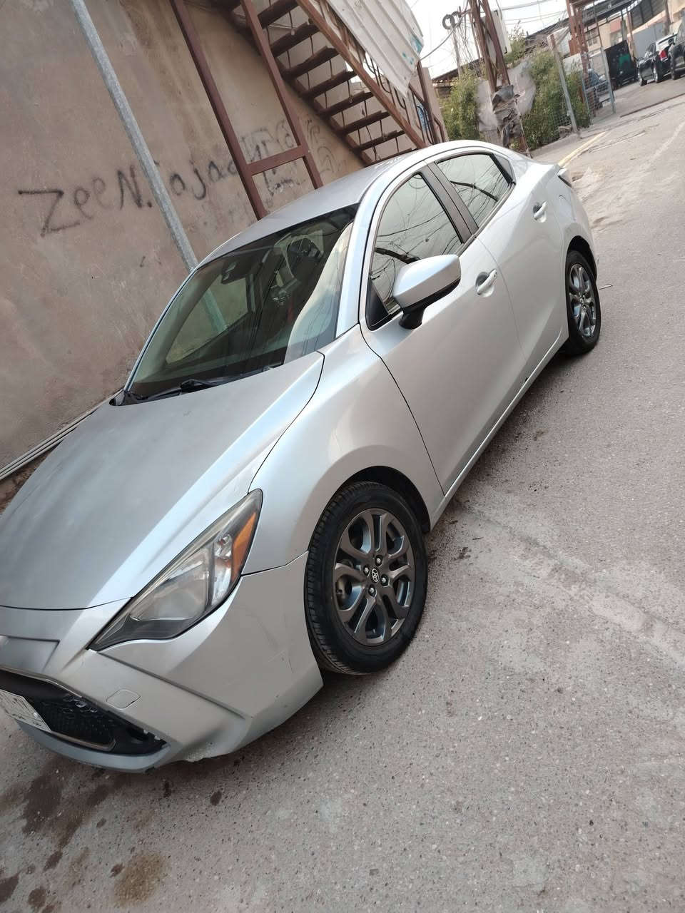 سلام عليكم تيوتا يارس ai 2019 أمريكي ب اسمي رقم بغداد سياره نضيفه مابيه نقص حادثه كلش حلو وبسيط موجود بل صور بل منشور رايدها ١١٤ وبيه مجال رقمي ***********
