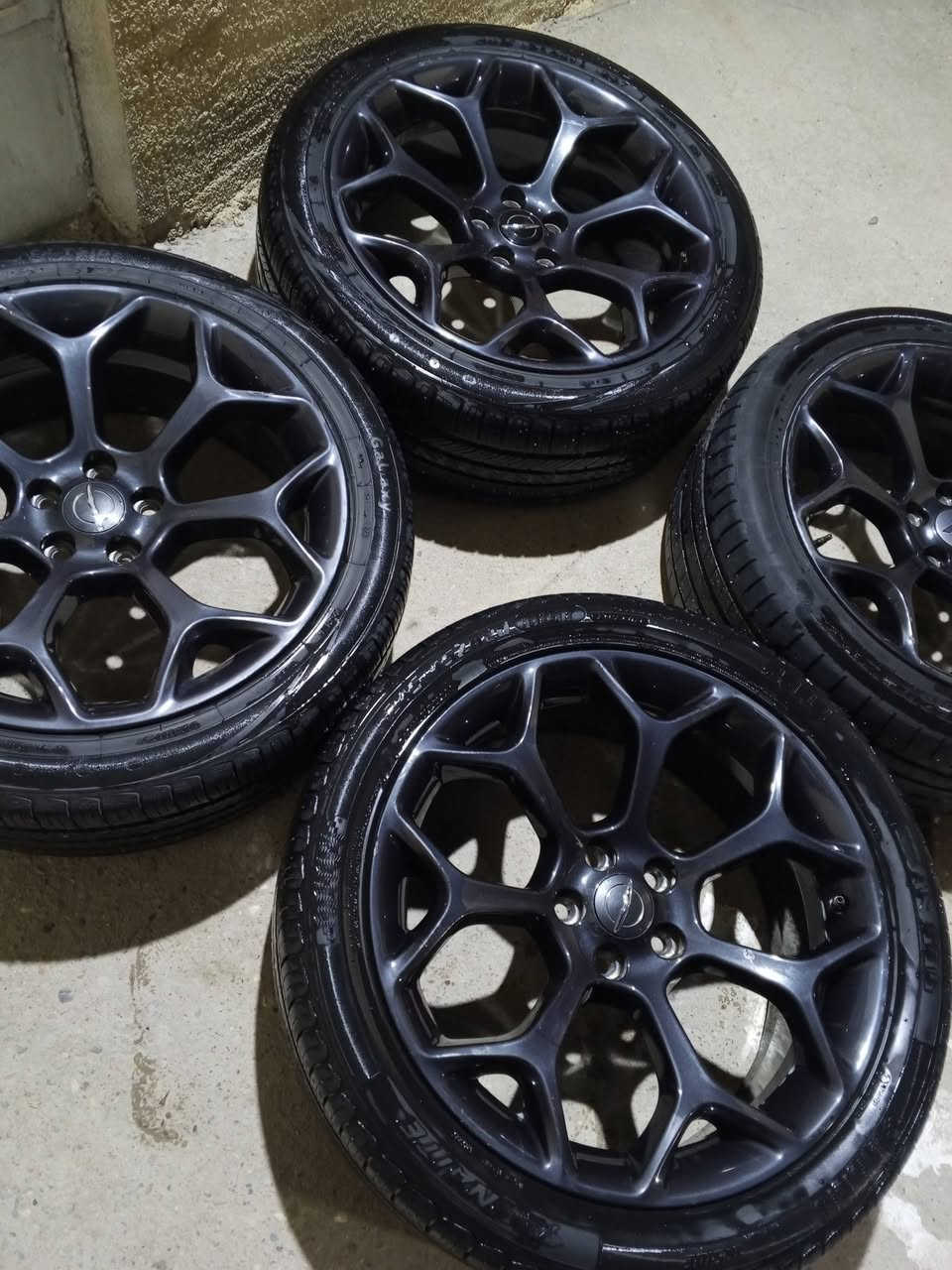 بيع ومراوس شعندك تعال خاص وتدلل 
***********
