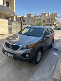 سورنتو امريكي رقم بغداد بسمي هزه وسنويه جديده محرك ٢٤٠٠دوش ماشيه ٧٠ميل...