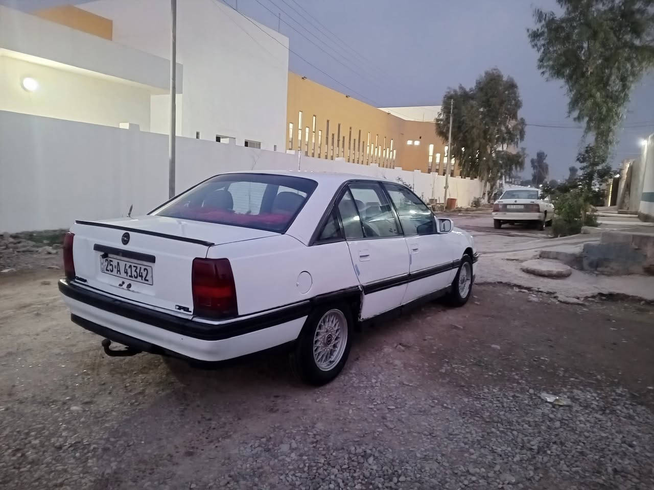 اوميكة حجم 20بلادي رقم كركوك جديد بطاقه بنزين محرك كير شرط تخم اطارات جديد الكسل بي صوت سعر 28مكان داقوق ***********
