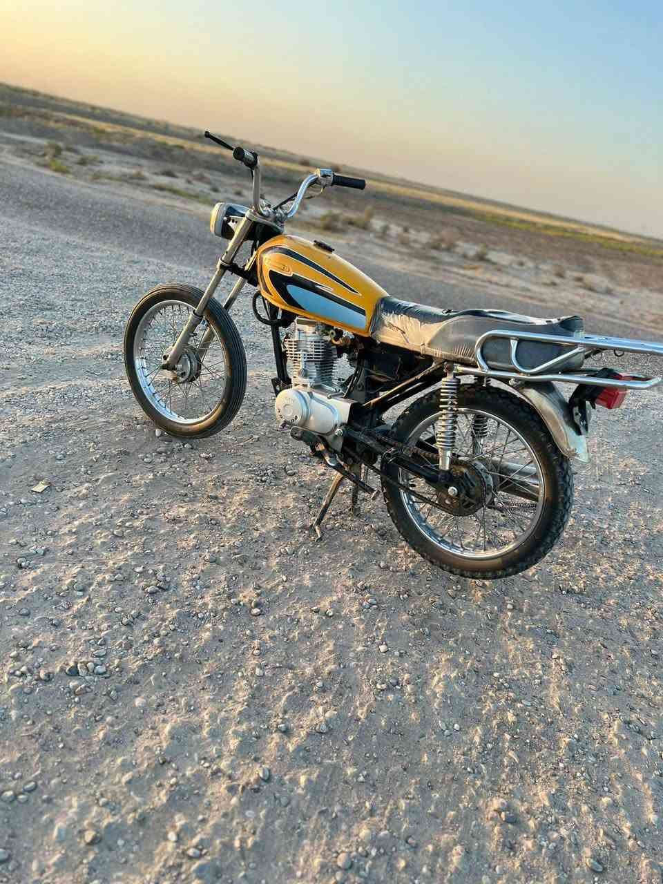 عادت
نشر بسبب نفوس ضعيفه يجي يعامل ومايشتري دراجه 24 كلك  البيع مفتوح بستم سعر خاص مكاني غراف
