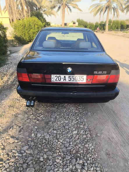 السلام عليكم
للبيع BMW   525 1988  محرك مفتوح 2500 
كير اوتوماتيك 
رقم ديالى الدولي باسمي سياره مكفولة من الضربه والرصعه حداديه جديده مكينه كير جدد تبريد شغال تخم تاير كهربائيات كله بلاد دبل جكمجه  بدون جطلات السياره خير من الله مال جناي 
مكاني واسط الصويرة 
السعر 38 وبيها مجال بسيط 
***********..=..***********
