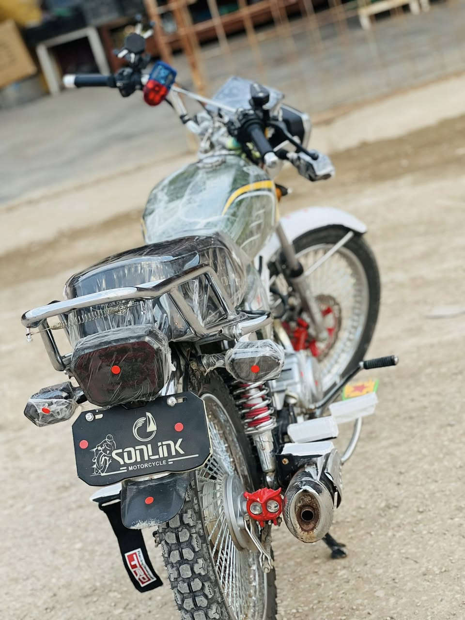 سلام عليكم دراجه البيع وراق مكفوله من كلشي موديل 25 هاذه رقمي
0781 956 6478
