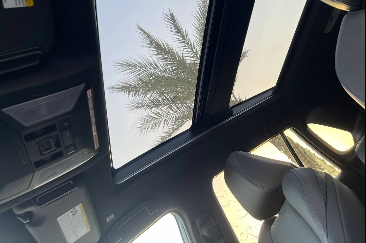 تۆیۆتا ڕاڤ4 2025 XSE قەپات مواسەفات 
تەنها و تەنها 9 هەزار رۆشتووە 
مەکینە 2.4 هایبڕێد 
بەس بۆنیدی بۆیاخە 
دینار مەسرەفی تێدا نییە 
سەرە شانسی لای سەکن کەمێک قرنجاوی هەیە
4T3E6RFV6SU185827 
رەقم شانسی

سعر : لە کۆمێنت داوای بکە ڕاستەوخۆ بۆت دێت 🤖 

گێڕ و مەکینەی بەشەرت 
لەسەر دەقی شەریکە ماوەتەوە 

ژمارەی خاوەنەکەی 
***********
وەتسئاپ
