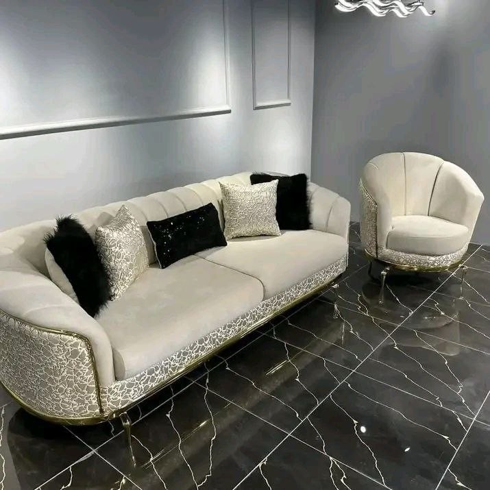 😍 عرض خاص لمدة أسبوع فقط.. تخم موديل (لولؤة) الفاخر! ✨
​الشغل: عراقي درجة أولى (بلمسة وتصميم تركي راقي).
​المواصفات: القاعدة خشب بلوك 18 ملم متين، الإسفنج ضغط عالي (ارتفاع 7 سم)، والقماش چگور قديفة ثقيل يجنن.
​الضمان: ضمان حقيقي لمدة 5 سنوات! 🛡️
​📐 الأسعار حسب عدد المقاعد (ويجي وياها 6 كوشات هدية):
​10 مقاعد (5 قطع) 👈 بسعر 725 ألف
​8 مقاعد 👈 بسعر 600 ألف
​7 مقاعد 👈 بسعر 550 ألف
​5 مقاعد 👈 بسعر 425 ألف
​🚗 التوصيل: داخل بغداد مجاني! (الأطراف 15 ألف فقط) خلال 3 أيام.
❌ بشرط الفحص: لا تدفع ولا ربع إذا استلمت التخم ويختلف عن الصورة!
​📥 للحجز والاستفسار دزولي رسالة ع الخاص عيني ومية هلا بيكم 🌸
(ملاحظة: متوفر إضافة طبلة بـ 50 ألف / قماش وتر برو فرق 50 ألف / رجل ضخمة 100 ألف)


**إذا كنت صاحب هذا الإعلان وتريد حذفه لأي سبب، رجاءا أرسل رسالة إلى الدعم الفني**