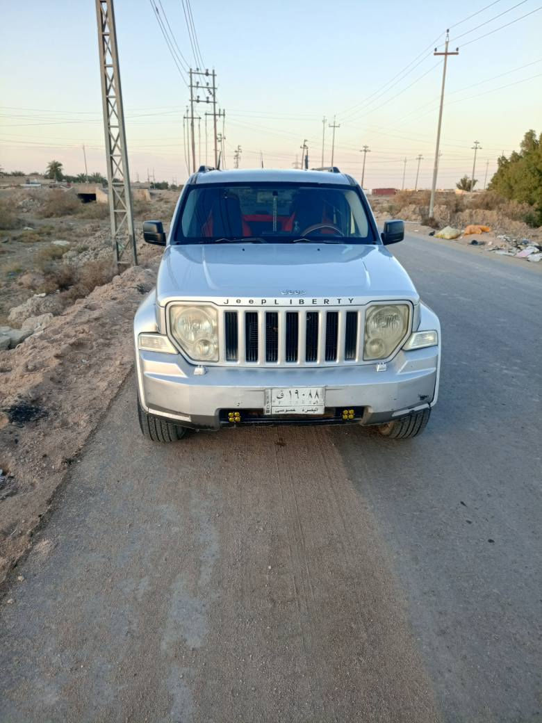 جيب لبرتي 2011وارد امريكي بيه باب مبدل بمريكه بس لباقي كفاله عامه ضربه وصبق محرك كير حداديه دواخل كله جديد تخم تاير جاهزه سياره مانقصه برقي ترايك لربيل رقمه بصره تحويل كبل سعره 85وبيه مجال بصيط عنواني بصره *********** البصرة, العراق
