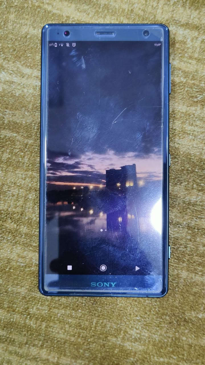السلام عليكم من رخصت صاحب الكروب عندي جهاز سوني xz2
ذاكرة الجهاز 64
العشوائية 6
المعالج سناب دراكون 865
الجهاز يدعم 60 فريم بوبجي مبايل
يدعم الشحن الاسلكي 
شاشه الجهاز اولد 
شغال كلشي مابي ولا داخل اي تصلح ولا اي ضرر بي تجش وتشوف سعر الجهاز 75الف عنوان العبيدي شارع 20 مقابل صيدليه ابن البيطار ***********
