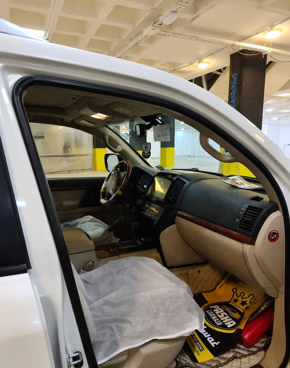 تویتا لاندکلورز جکسارە 2015 GXR فول  شرکە جیهان شرط محرك وکیر ماشي 110 الف حقیقي  نصف جاملغ ‌صبغ فقط مکفول من دعامیە لدعامیە
نظافە 100 % العنوان کلار 
***********
.................................................@
تۆیۆتا لاندکروز 2015 GXRفول فوله
 گيرو مەكينه و ته بريد به شه رت
110هه زار هه قيقى رويشتووه 
نیوچاملغ بویاخە
 باقى ده عامى بو ده عامى به شه رت 
سعر : 410 ومجال بسیط
بەجوانی و پاکی ماوەتەوە 
هیچ مەسرەفێکی تێدا نییە 
شوين کلار
***********
