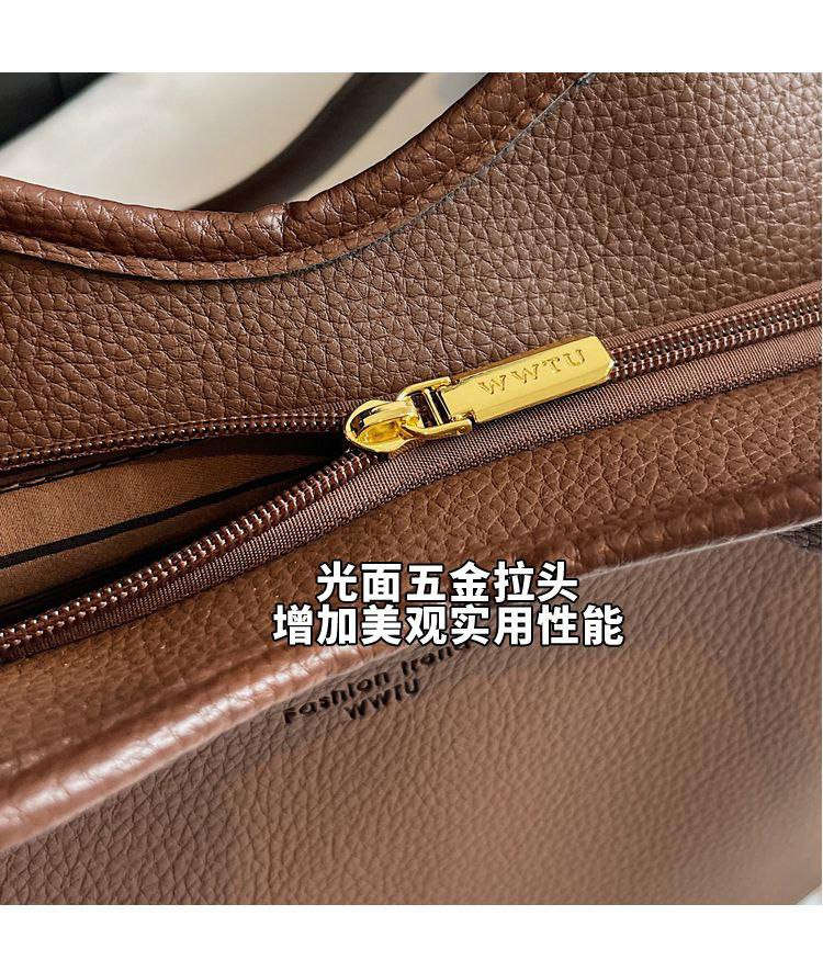 ❣️جــديــد  الانسه ❣️

حقيبه (جامعيه ) حجم كبير  مختومه من داخل جلد سوفت طري مختومه ومقسمه من داخل بسحابات 

 شغل اصلي كوالتي عالي ضمان 

  
لمراسله
واتساب📲***********
انستغرام 📲4use0 📲
العنوان // شارع 13 // قرب مجمع المقيم // مقابل ازياء الجوهره
يتوفر توصيل داخل النعمانيه 🛵 وباقي المحافظات 🚖
