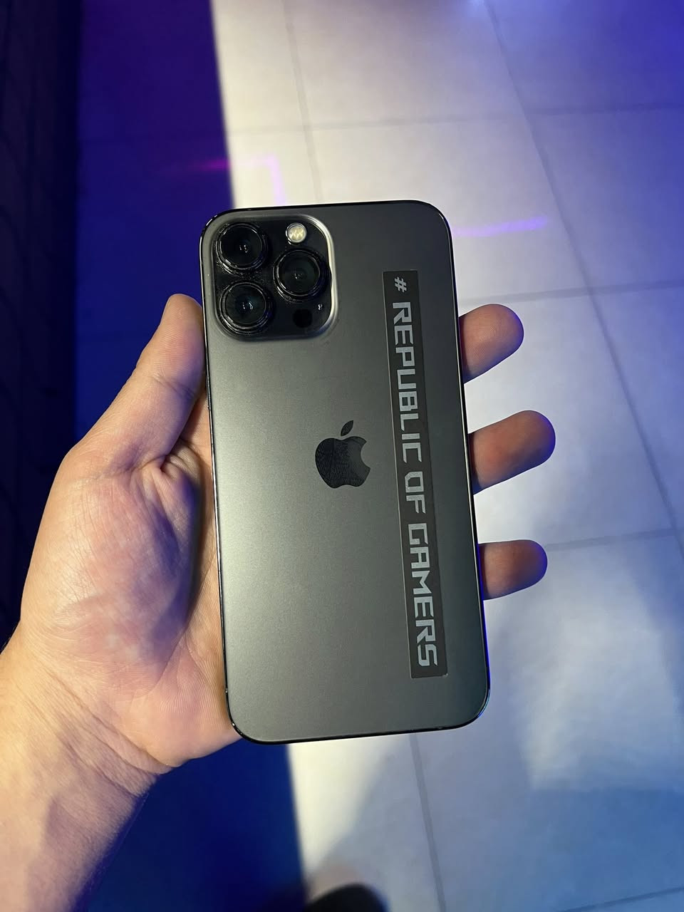 iPhone 13 Pro Max
iPhone 13 Pro Max
128GB
اسود 
بطارية 85‎%‎
نظيف
ملحقات باكيت فقط
كامرة قطعه اصليه من ابل فقط
الباقي كله اصلي ومابي مشاكل
للبيع فقط ب 550 الف بي مجال بسيط
مكاني بغداد 
***********
