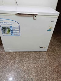 مجمدة • ١٢ قدم • نظيفة ٩٠٪