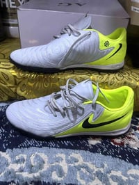 تارتان • ٤٢ ونص • نظيف