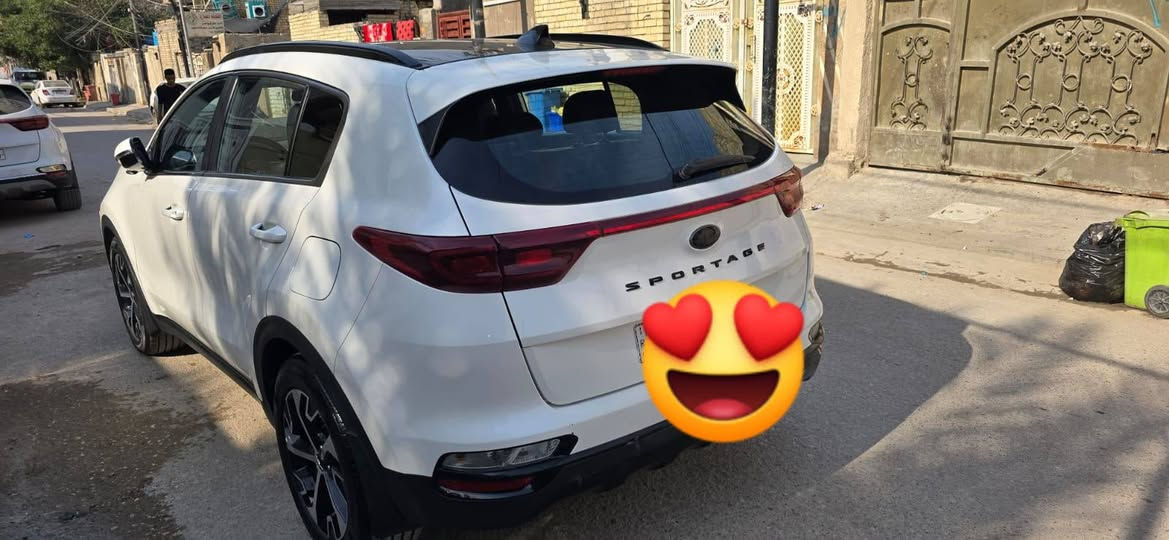 السلام عليكم سبورتج موديل 2021امريكي فول موصفات الاخير تخم تاير جديد سونار موجود موضح بالمنشور مكلف بالنشر السعر 180وبية مجال شي قليل هاتف ***********

