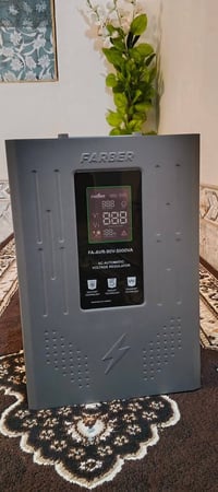 رافعة كهرباء   ٢٠ امبير     مشتغل قليل  بشرط  سعر .. 150 .. 0773143102...