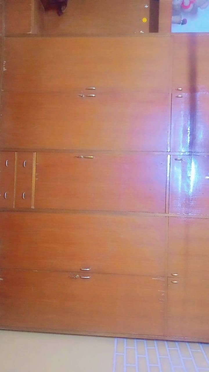 السعر 350او بيها مجال الرقم ***********
