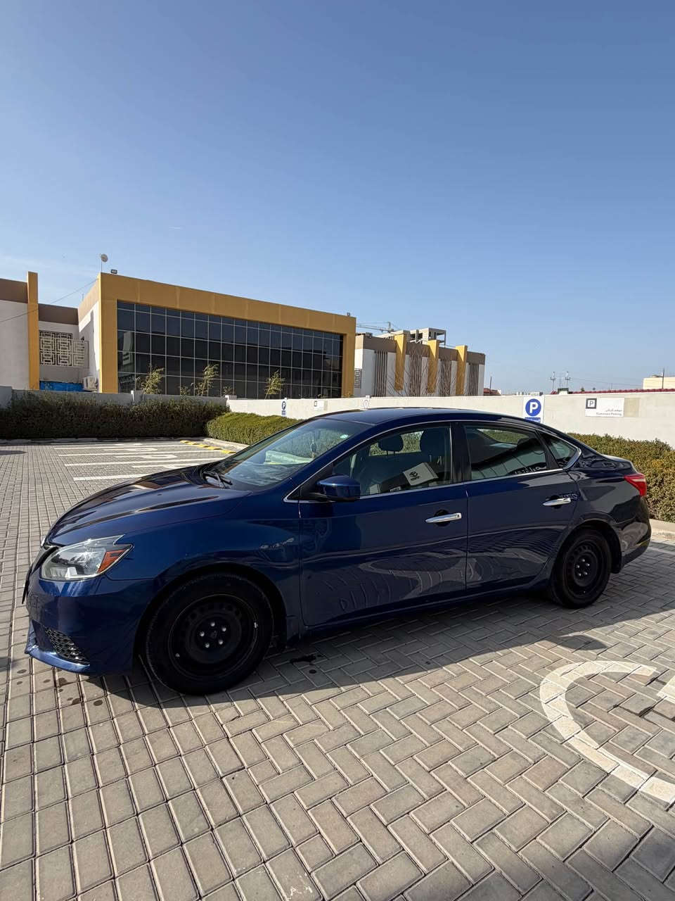 نيسان سنترا مديل 2019 
تقرير جاملغ خلفي صبغ و 3 اماكن صبغ بل عراق صار ماشية 125 ميل بدون ايرباك و سنوية و هزة جديد بدون اي مصاريف كير محرك و صدر امامي و خلفي بشرط*********** كركوك, العراق
