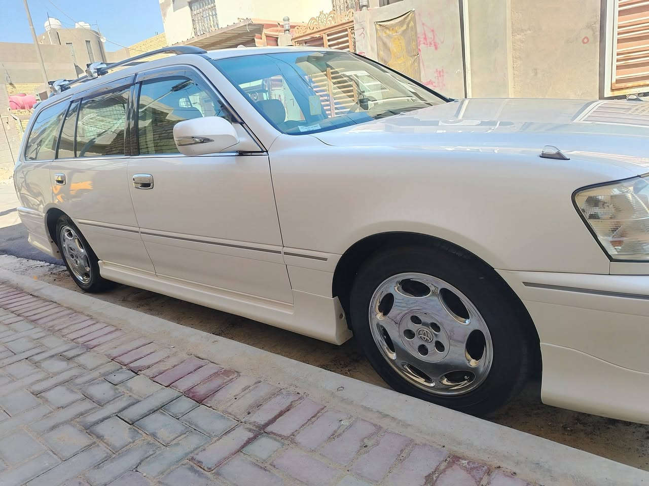 السلام عليكم ملكه ستيشن للبيع فقط دكمتين مكفوله من الكص وضربه واصوليه بسمي والسعر 140 وبيها مجال لشراي وستفسار ع رقم ***********
