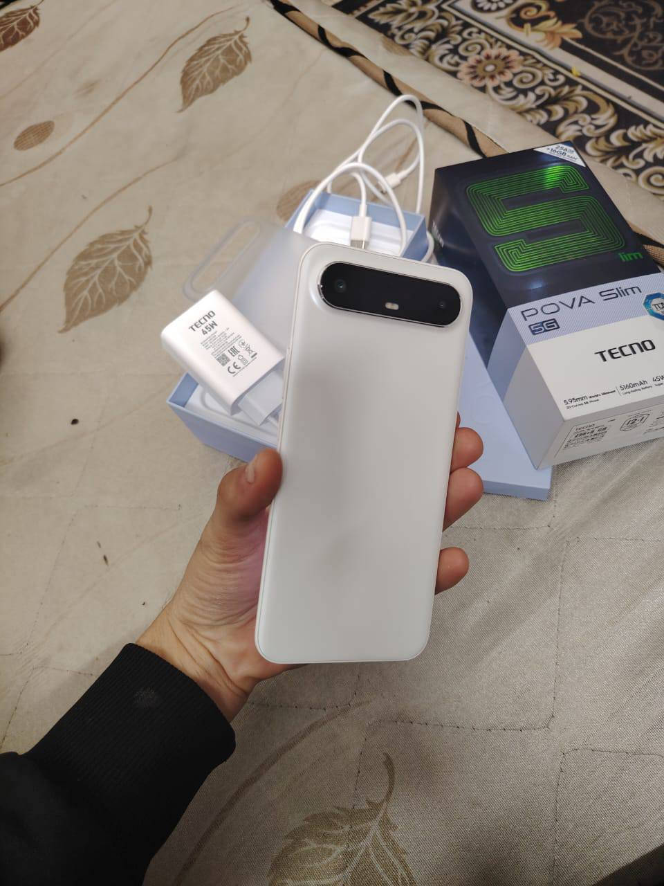 شباب جهاز تكنو بوفا سليم جديد نظافه 100% صار لي خمسه ايام من ماخذه للبيع السعر 250 مكي مكاني بغداد العلاوي شارع حيفا رقم الهاتف ***********
