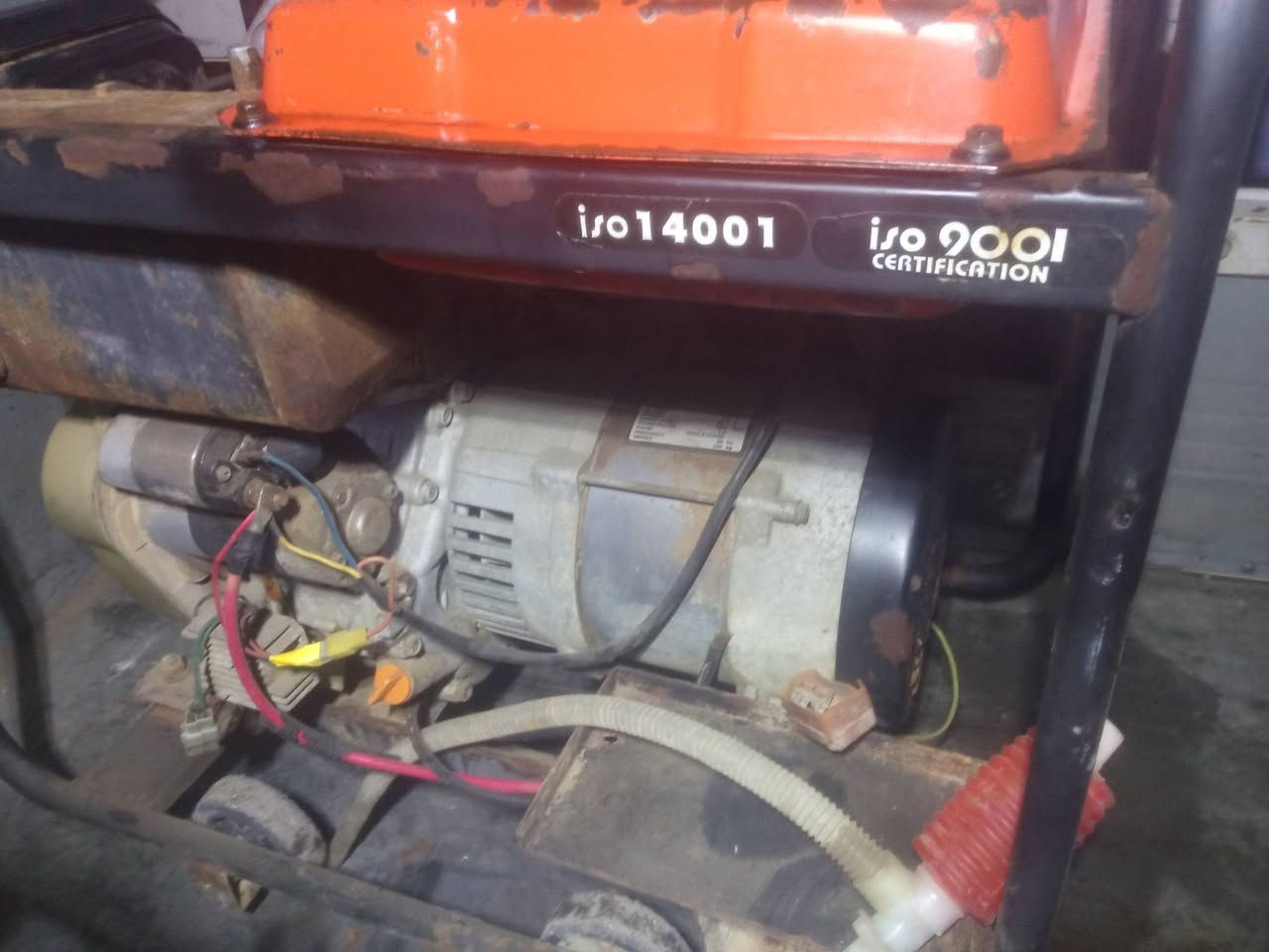 السلام عليكم مولد گاز 5 كيفي 20 انبير بلاديه شغاله عل فحص  راس توليد دبدوب سعر 350 ومضخه غسل شغاله سعر 75 اخت جديده العنوان بغداد مدينة الصدر الاستفسار اتصل *********** او واتساب
