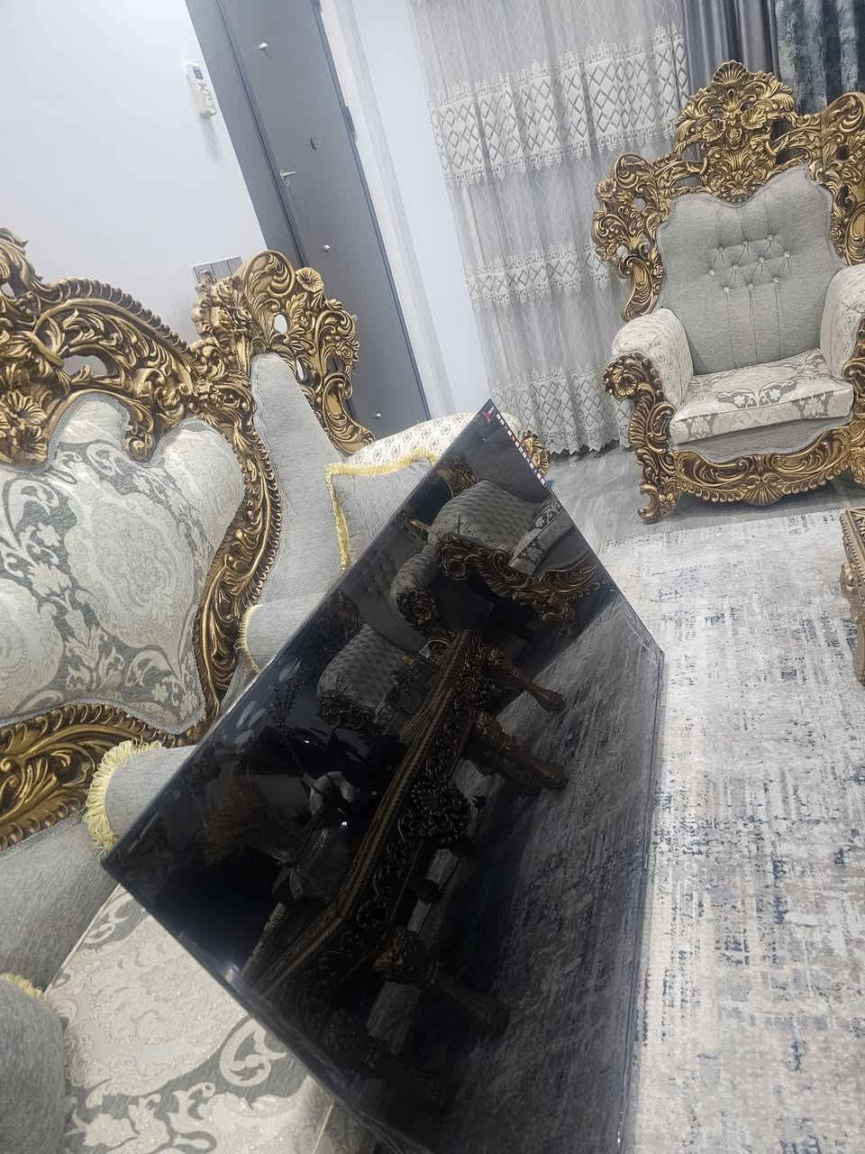 بلازمات جديد ممشتغلة حجم ٧٥فول سمارت للبيع سعر الواحد ٦٥٠ بي مجال بسيط الشراي يتصل ىالرقم ***********
