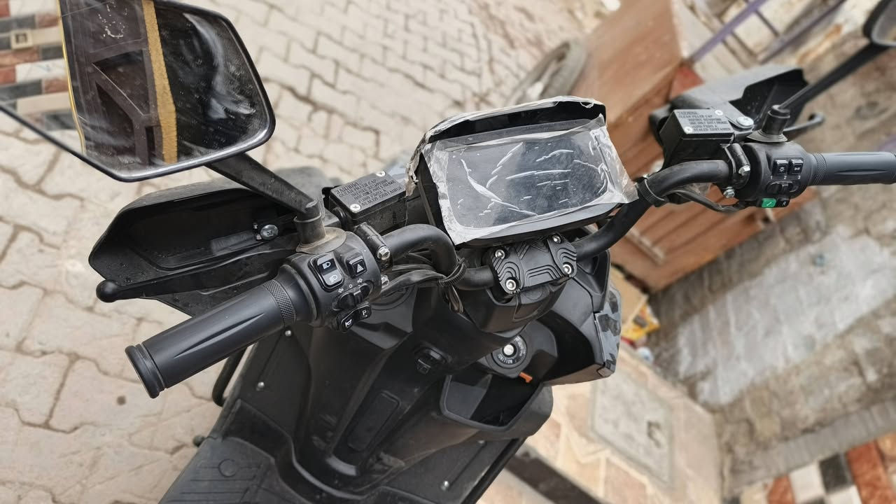 للبيع دراجه اباتشي موديل 2025 سعر مليون و 100
مستخدم قليل جدا 

ملف2500

بطاريه حجم كبير 

دبل سويج

دبل بصمه

3سرعات

شاحن يوسبي

زنون عالي ناصي 

دبل اشاره

مانع سررقه

مكان بغداد شيخ عمر 

خاص او واتساب ‏‪***********‬‏
