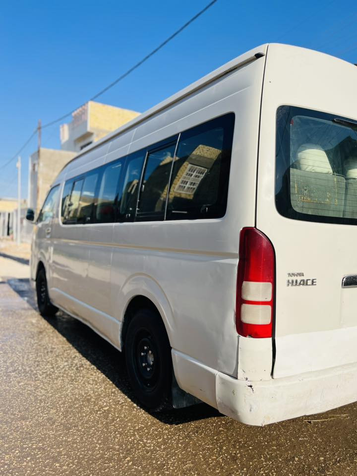 سلام عليكم 
هايسا2010رقم بغداد مصفره بشرط التحويل كير مكينه حداديه اكسل كفاله تخم تاير دوشمه ارضيه تنته سياره جاهزه كبل للشارع معروضه 180وبيها مجال مكاني بابل قضاء المحاويل. الاستفسار ***********).         ***********
