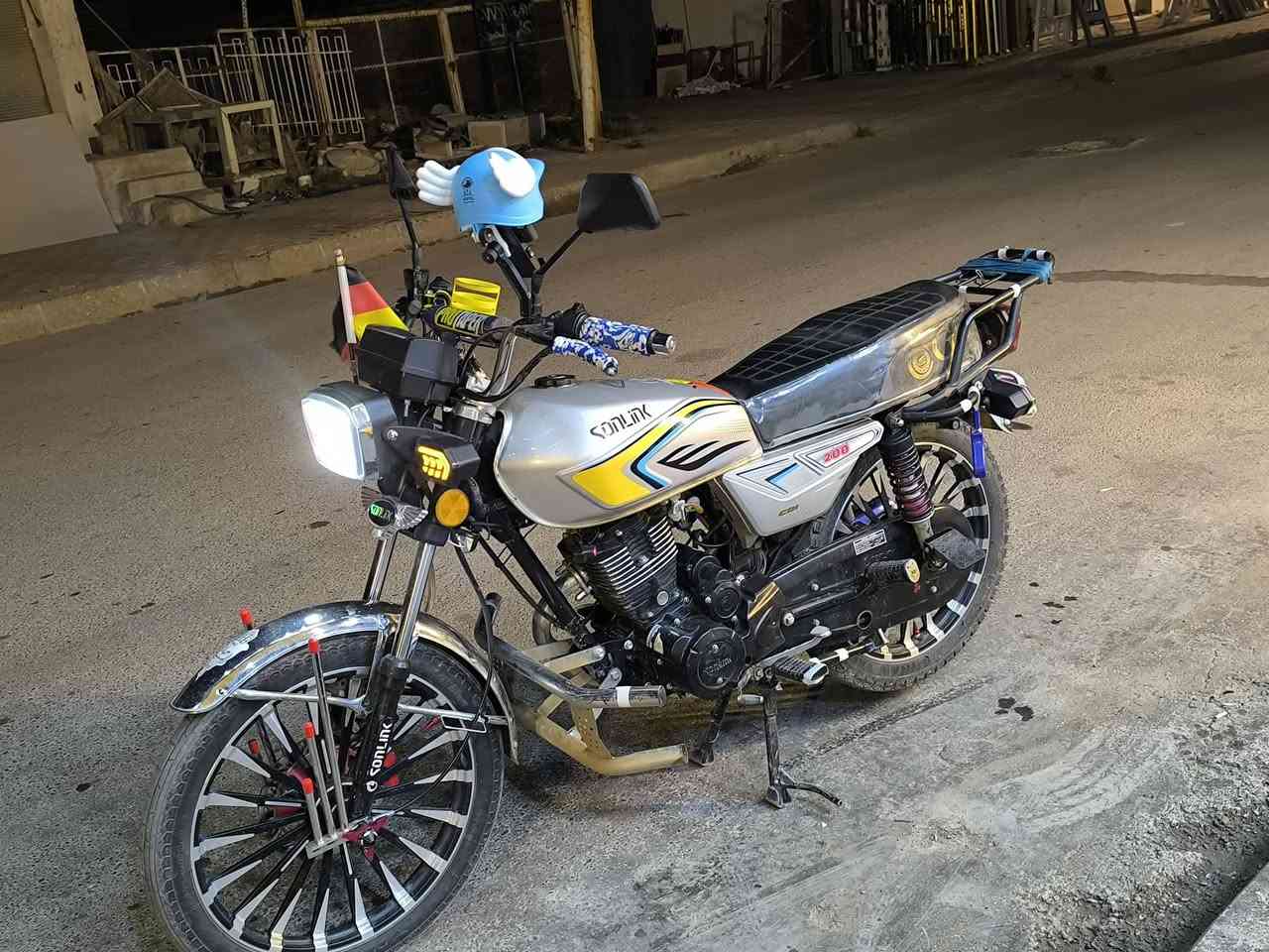 دراجه سونك للبيع
المحرك 200 موديل 2024 شكل 2025  

الدراجه ماشاءالله نشطه وقويه مستعمله فقط شهر واحد 

الترتيب مثل ما ابين بصور 

الصالنصه اكو الكاتم مالتها او اكو هاي الرياضي سعر الرياضي على الخاص 

سعر الدراجه 800 وبيها مجال
***********
