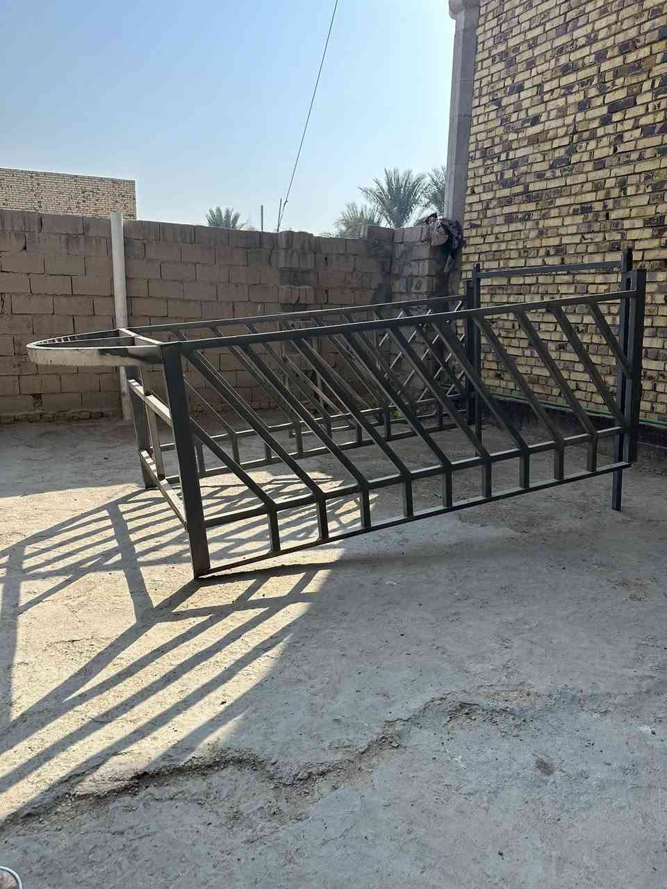 محجر للبيع مكان ديوانيه سنيه  كلشي مه بي ونضيف سعر500وبي مجال ***********
