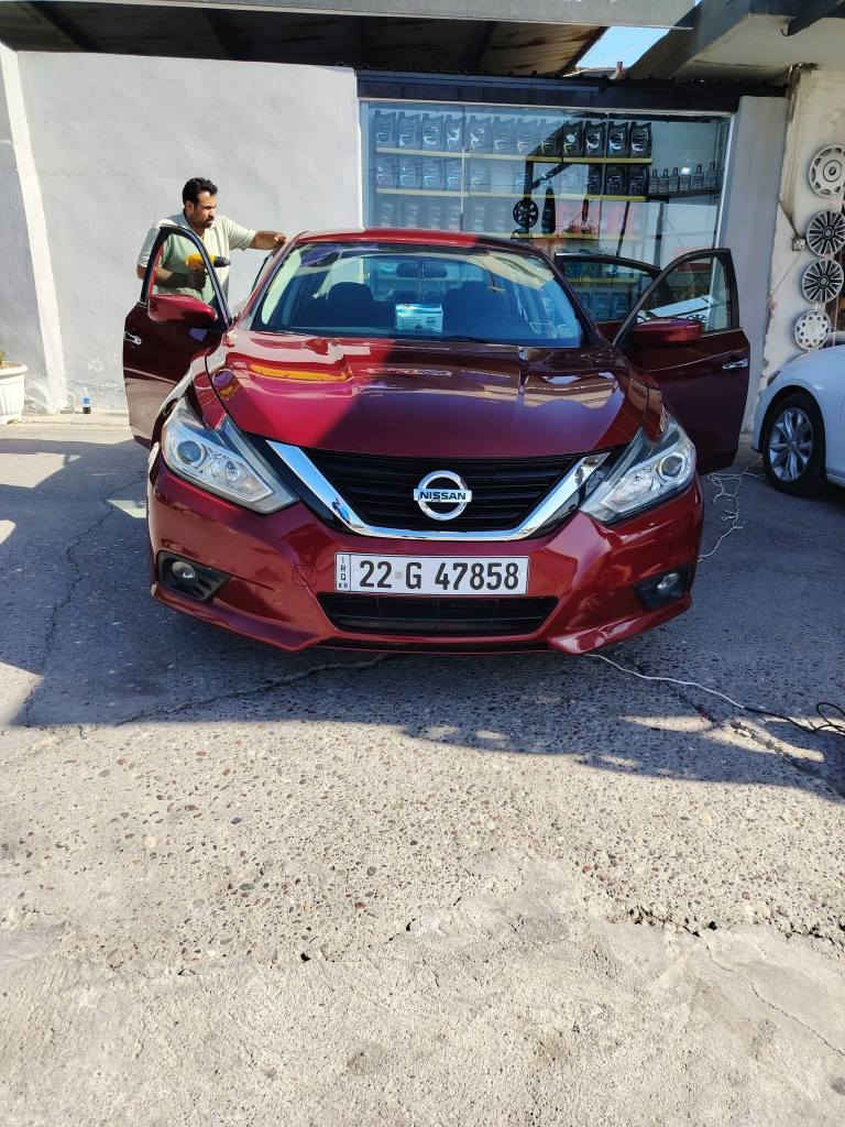 للبيع نيسان التيما 2017 SV محرك 2500 لون ماروني معروفة مواصفات الالتيما تشغيل عن بعد نقطة عمياء كشن السائق كهربائي سيارة التبريد والتدفئة لمس ماناقصها برغي خير من الله كلو شغال السيارة ضررها بسيط مرفق بالمنشور شرط الايرباكات سليمة ولا ايرباك ماطاك بجم كبس رقم أربيل مسطرة سنوية باسمي إلى حد 29  ضررها خلفي وخفيف للاتصال *********** أو *********** السعر 130 $العنوان موصل حي الملايين الأولى موصل, نينوى
