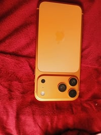 ١٧ برو ماكس كوبي جهاز حلو ونضيف سعر ٢٥٠ مكاني بغداد حيور سبع قصور ٠٧٧٢...