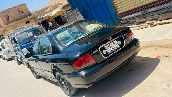 سلام عليكم 
سوناته 2005
محرك 6سلندر 2700
كير جديد مكينه جديده مكفوله 
وتبريد جديد ثلج سياره كامله مابيه كل نقص 
مصبوغه جماليه عام 

***********
