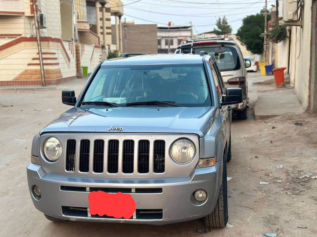 سياره جيب باترويد موديل 16رقم انكليزي بغداد بسمي ولسياره بلعماره لبيع او مروس وهاذه رقمي  ***********
