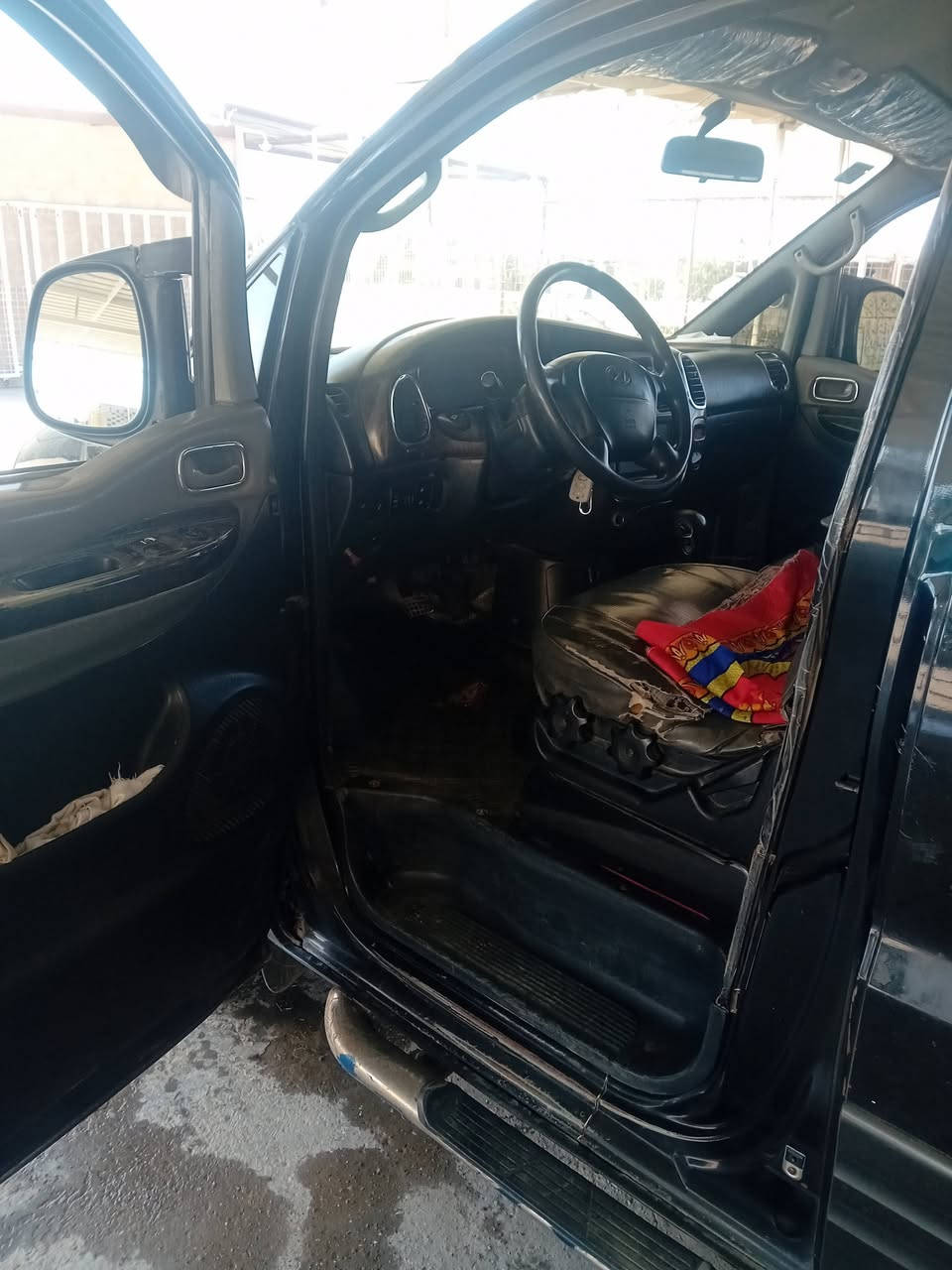 السلام عليكم ستاركس 2007 مسكر
11راكب للبيع فول مواصفات حاكيه دسكات خلفيه كير ومحرك خير من الله تحويل ثاني يوم للاستفسار ***********
