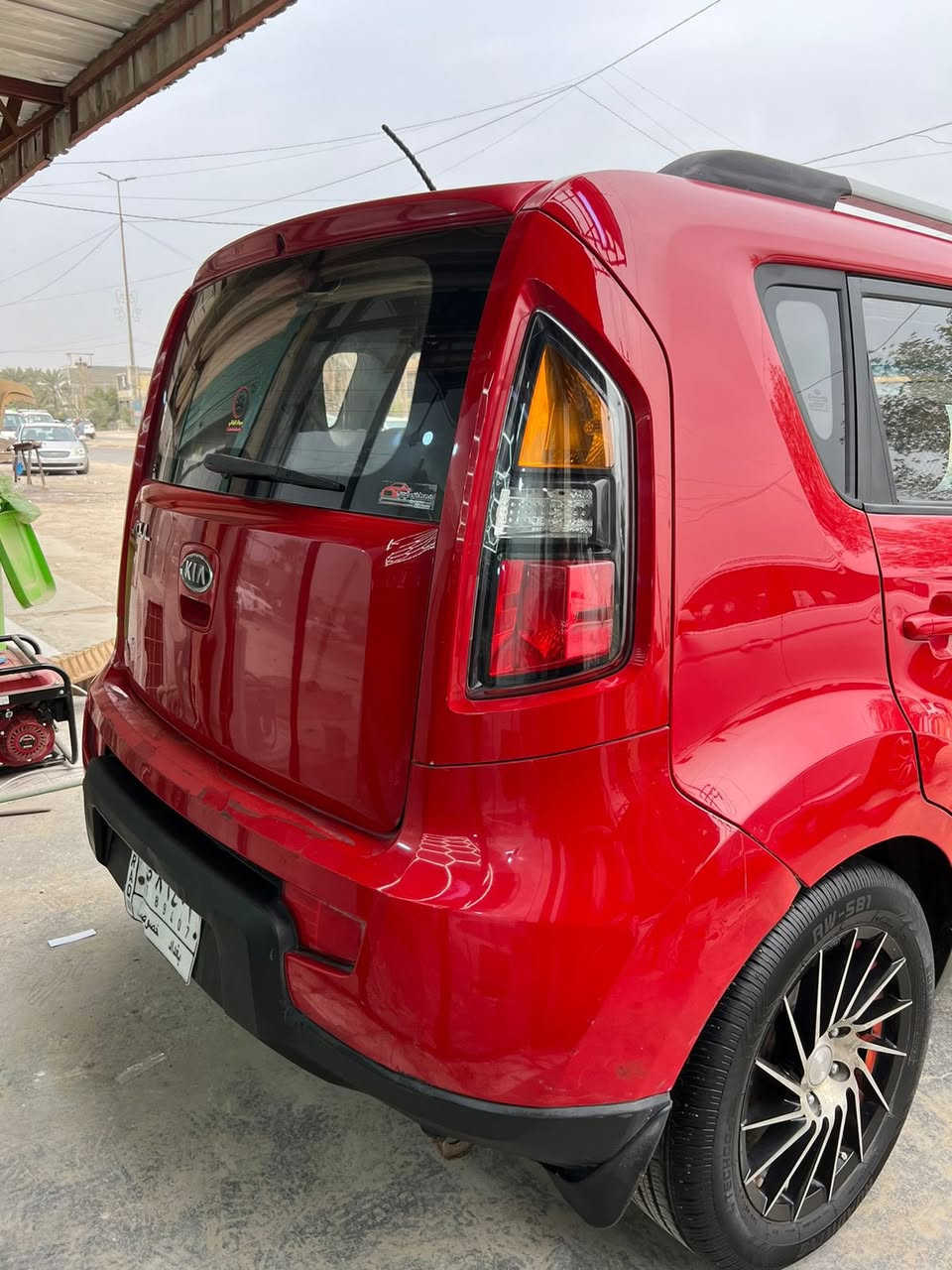 يالله السلام عليكم من رخصة الادمن المحترم  عدي كيا صول 2011خليجي بيها قطعه تبديل والباقي كفاله جاهزه كير مكينه حداديه تخم تاير جاهزه ع الاخير معروضه 86وبيها مجال جدا بسيط 
***********ارجع واكول السياره وارد خليجي
